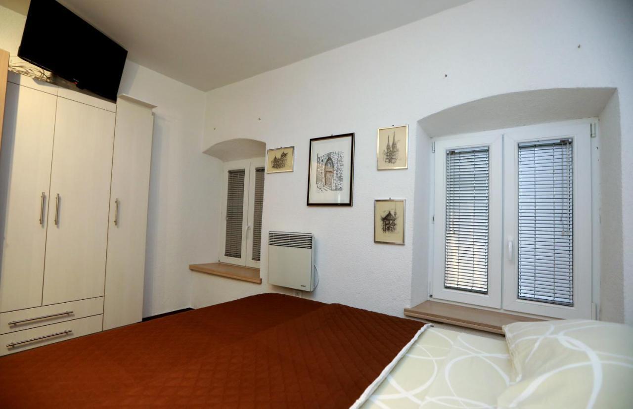 Apartment Secret Life Šibenik Extérieur photo